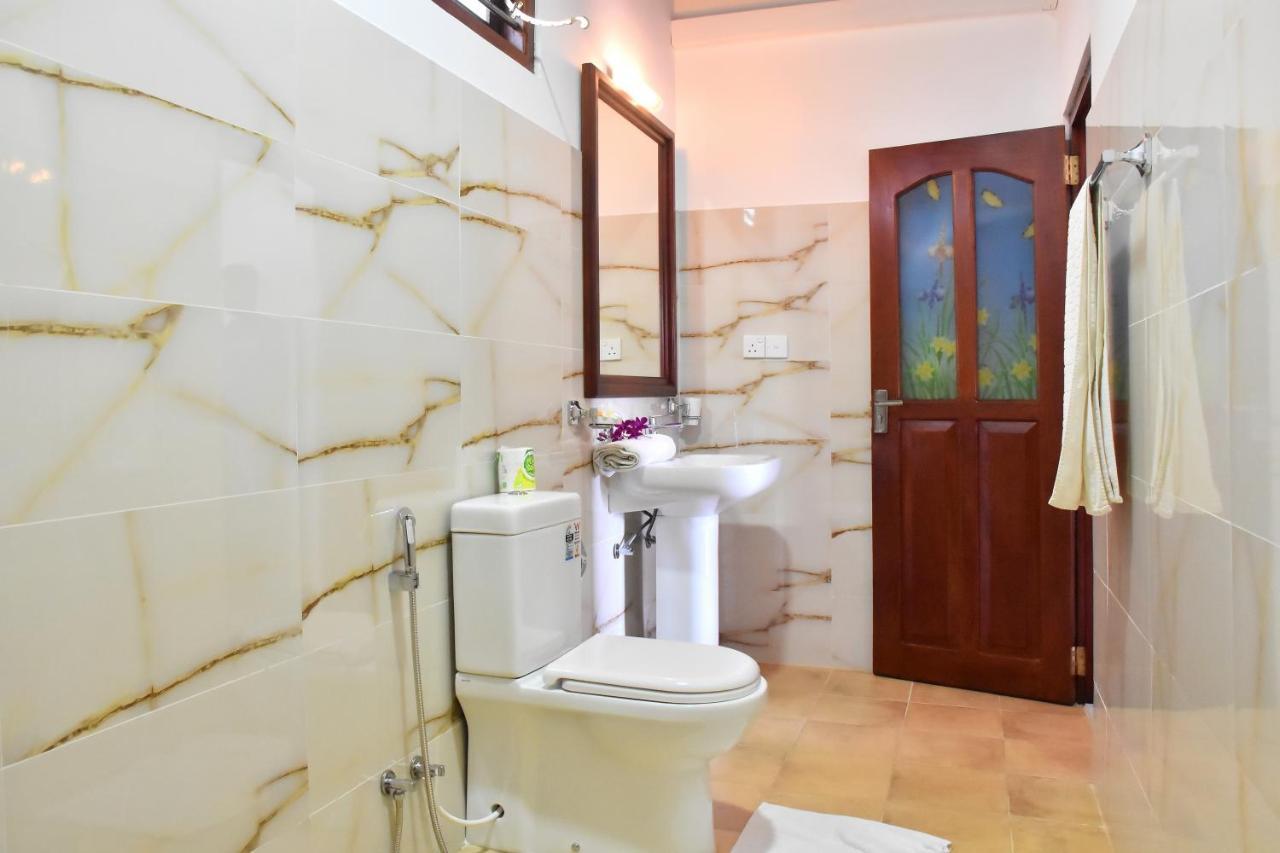 Villa De White Sambur Hikkaduwa Buitenkant foto