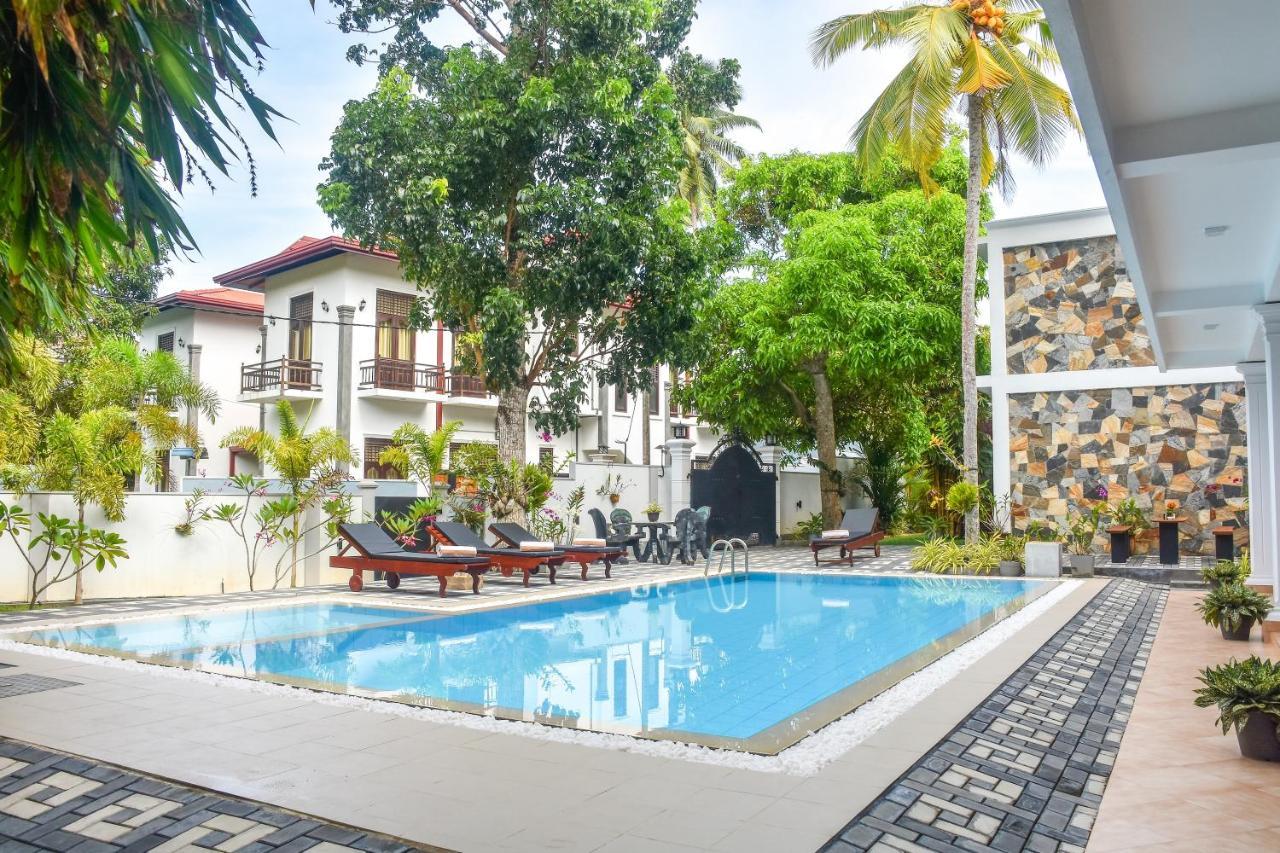 Villa De White Sambur Hikkaduwa Buitenkant foto