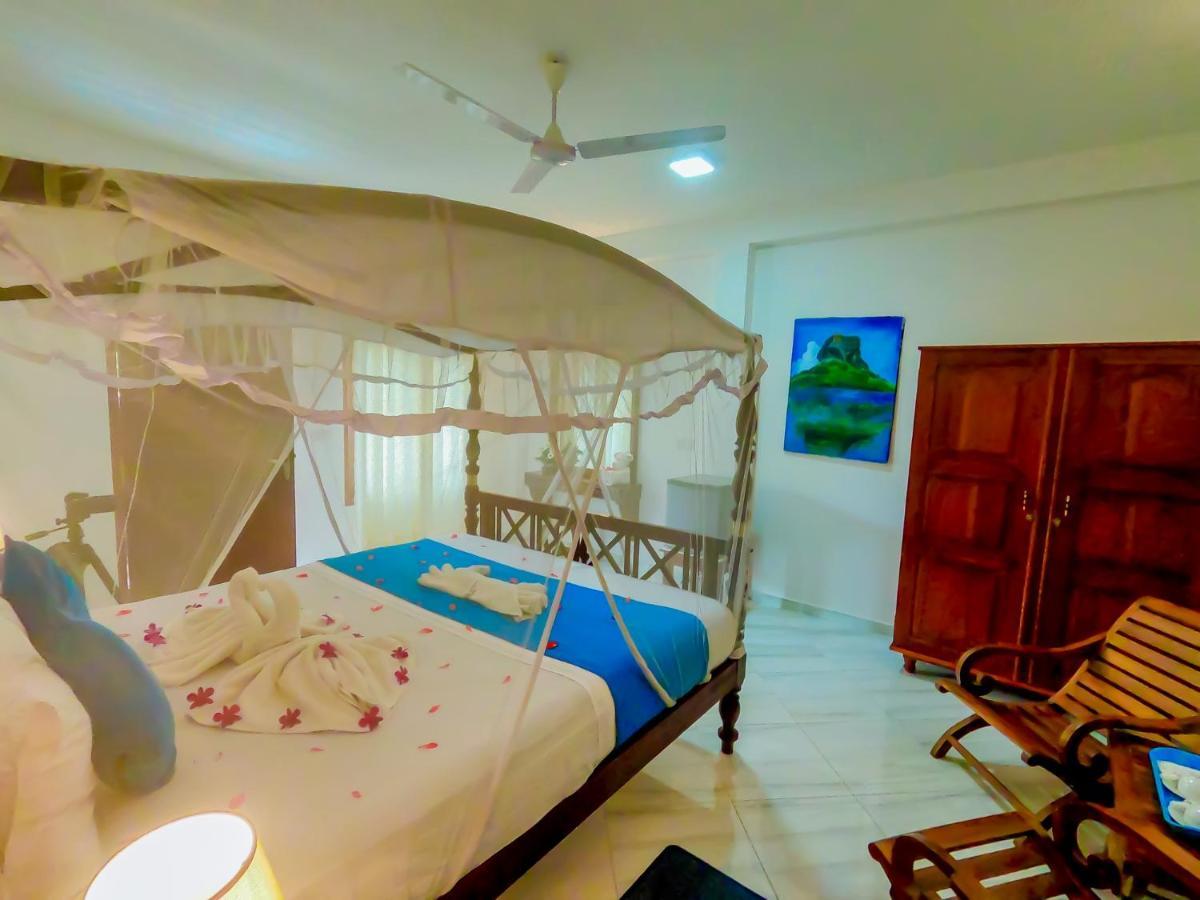 Villa De White Sambur Hikkaduwa Buitenkant foto