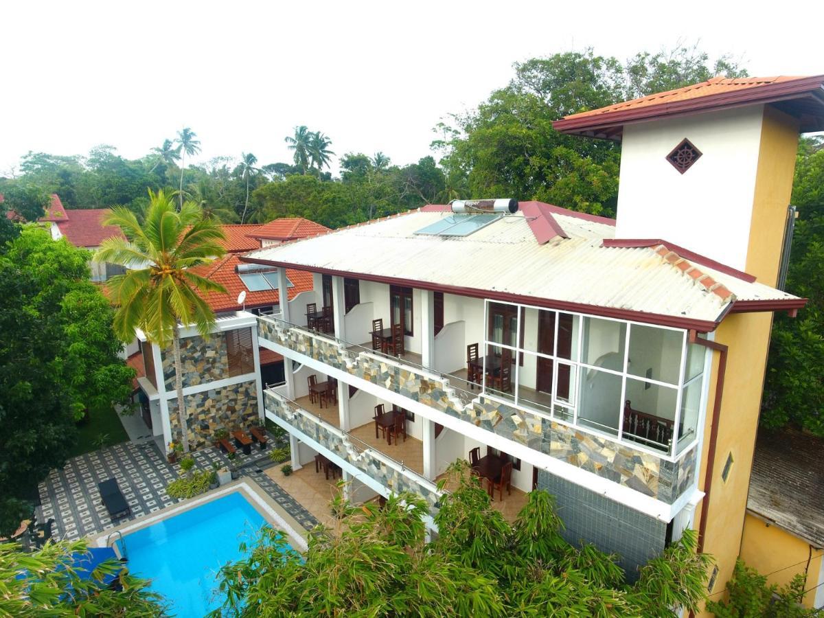 Villa De White Sambur Hikkaduwa Buitenkant foto