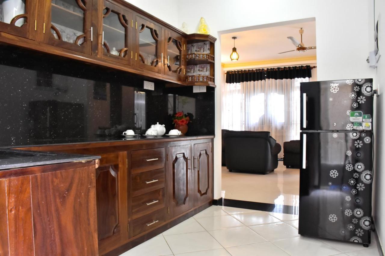 Villa De White Sambur Hikkaduwa Buitenkant foto