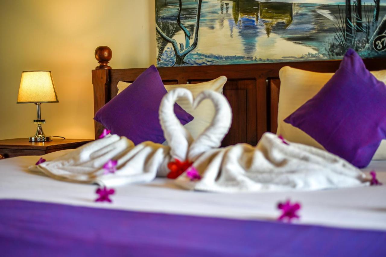 Villa De White Sambur Hikkaduwa Buitenkant foto