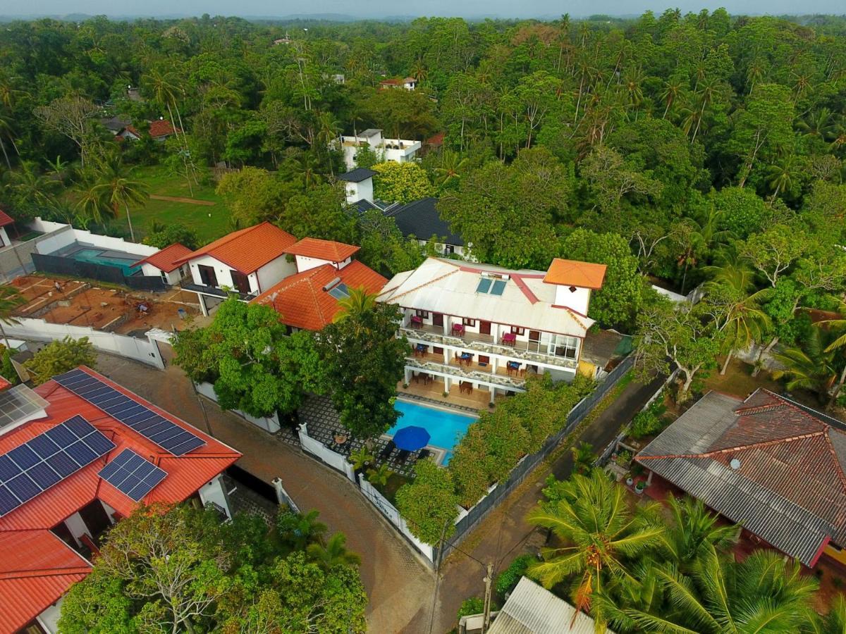 Villa De White Sambur Hikkaduwa Buitenkant foto
