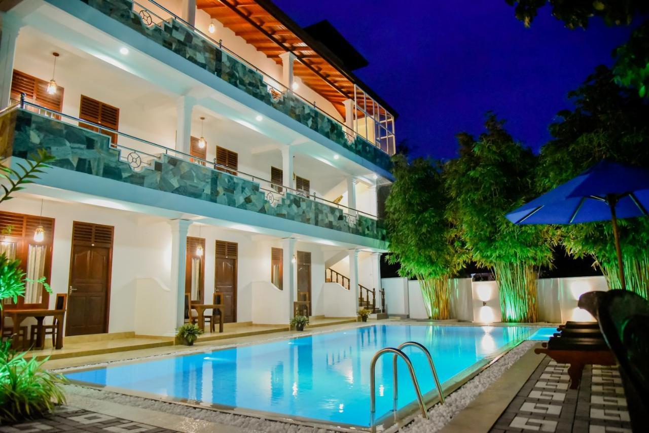 Villa De White Sambur Hikkaduwa Buitenkant foto