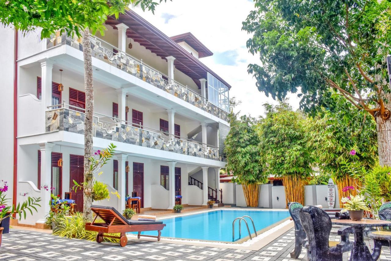 Villa De White Sambur Hikkaduwa Buitenkant foto
