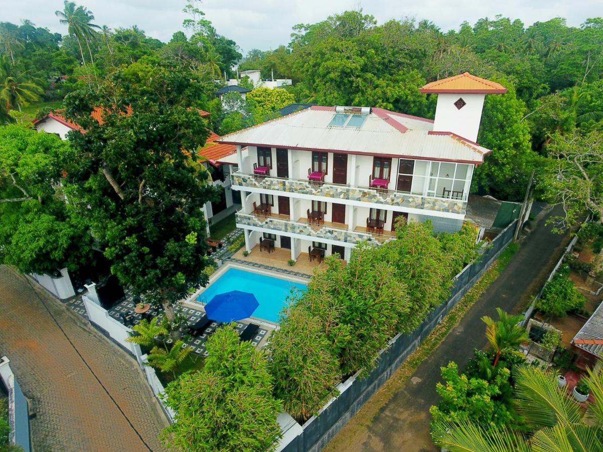 Villa De White Sambur Hikkaduwa Buitenkant foto